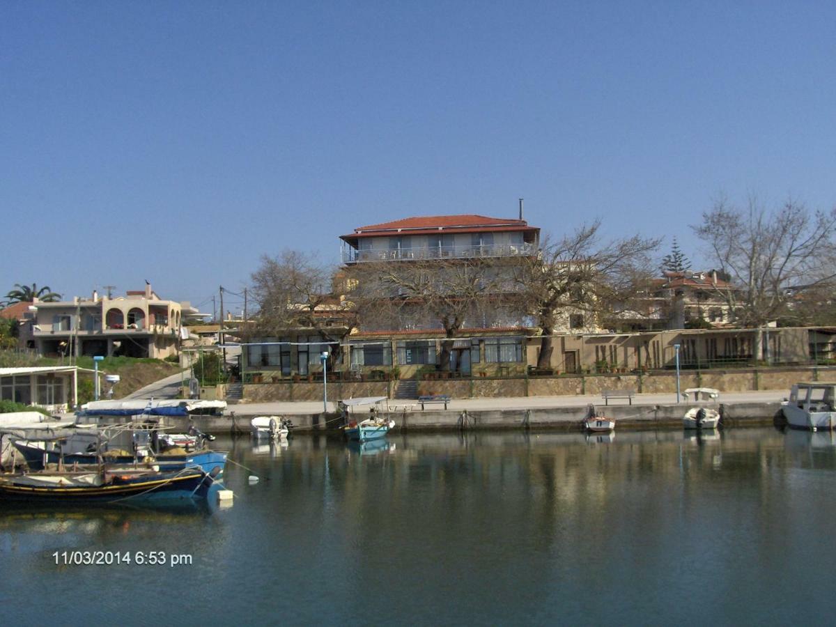 Savvas Hotel Agios Thomas  Bagian luar foto